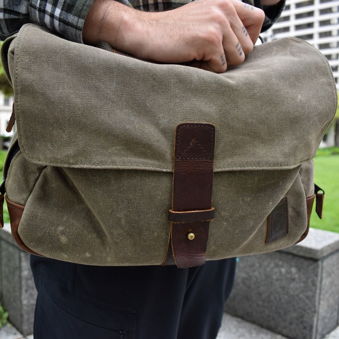 Men's professional messenger bags online